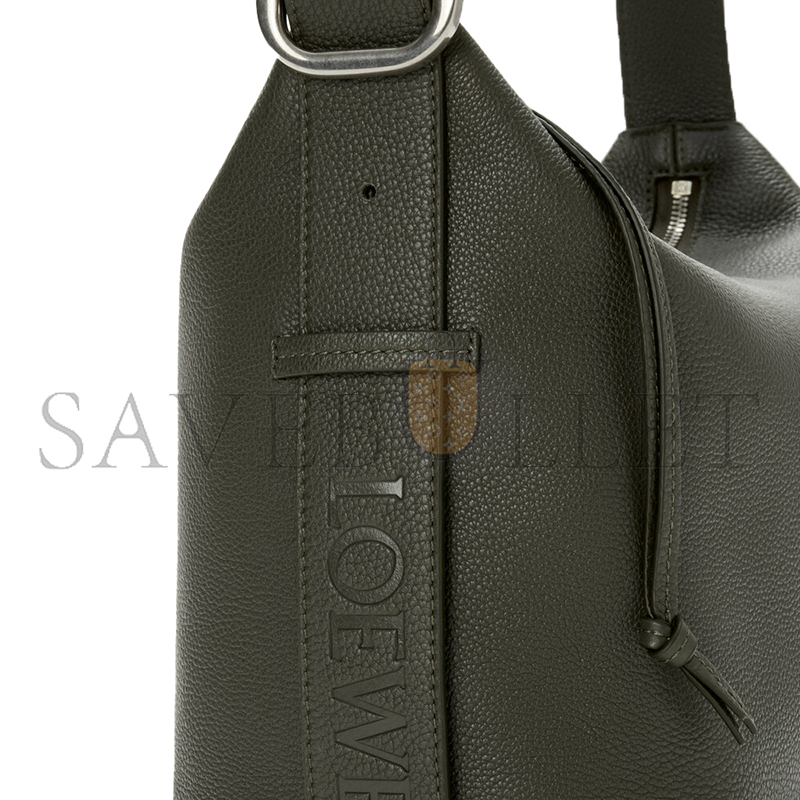 LOEWE MEDIUM LOOP HOBO IN SUPPLE GRAINED CALFSKIN BB22CMDX01 (26*24.5*13cm)